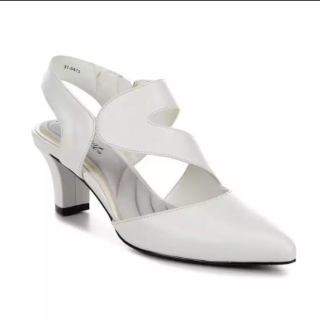 Easy Street Venue Pumps Brand New